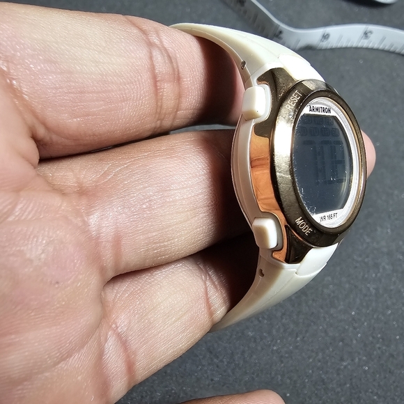 Armitron Pro Sport MS063 Ladies Digital Analog Sports Watch Working shows signs - Picture 5 of 9